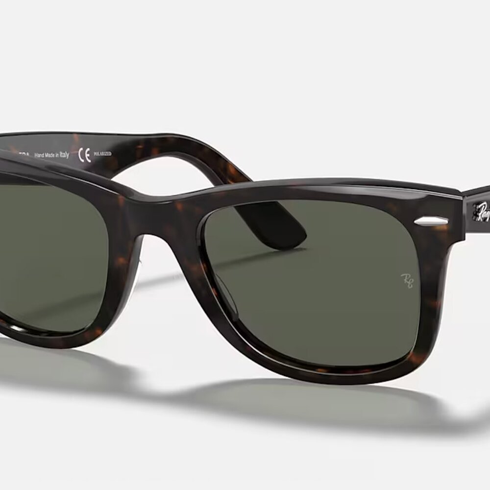 Ray-Ban Wayfarer Classic Sunglasses - Picture 2 of 11
